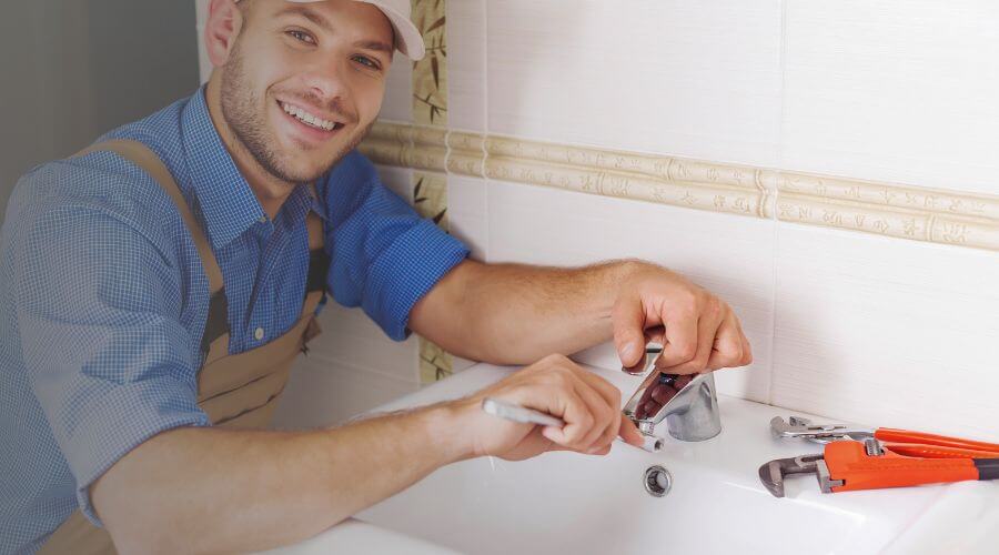 Handle or spout repair in Shafter, CA